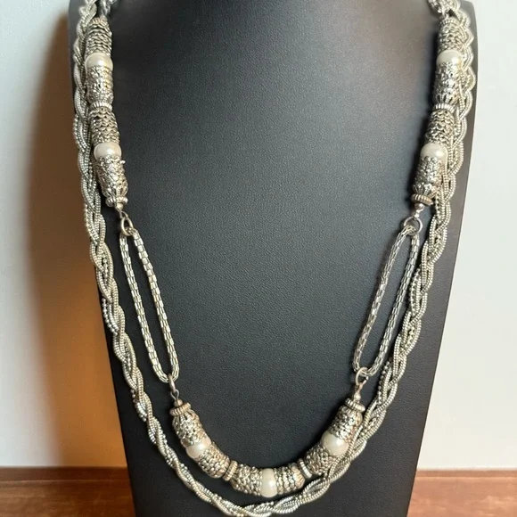 Silver Tone Chain and Faux Pearl layered Necklace with Organic Design - Picture 4 of 15